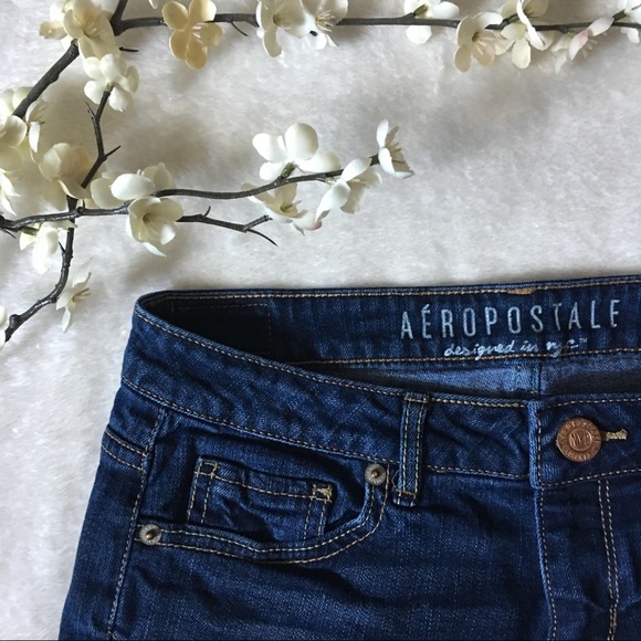 Aeropostale Jean Shorts. Size 2. dark wash - Picture 2 of 5